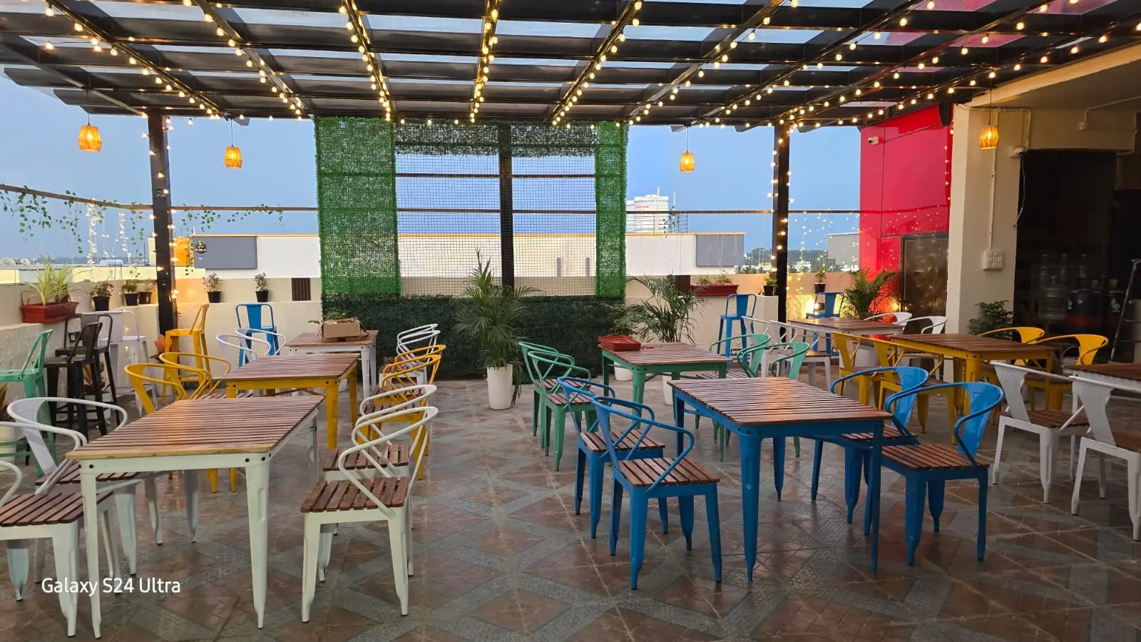 Titan Fit Plus rooftop cafe